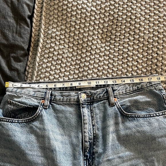 Mango Front slit jeans skirt XXL. 

Sold out 
New without tags
100% cotton - Picture 13 of 14